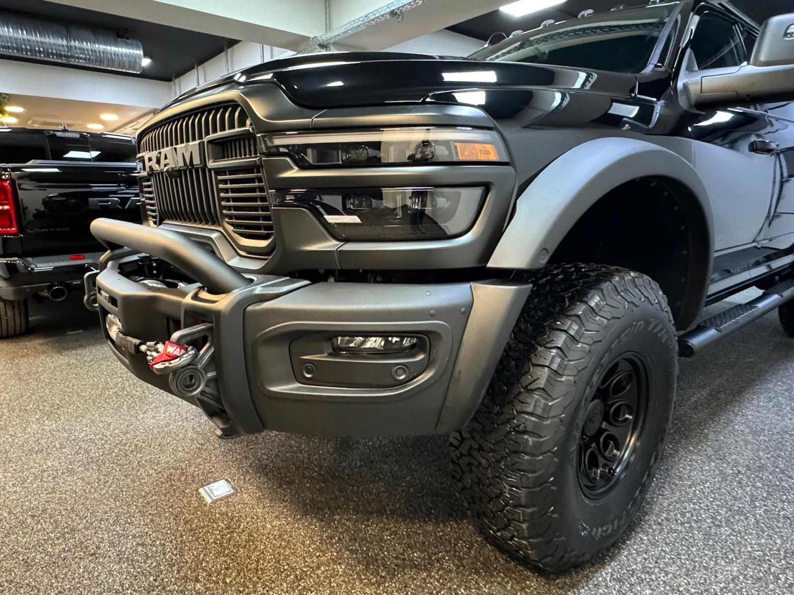 Fahrzeugabbildung Dodge 2500 AEV POWERWAGON OFF ROAD 6.4L-V8 39"-WINDE