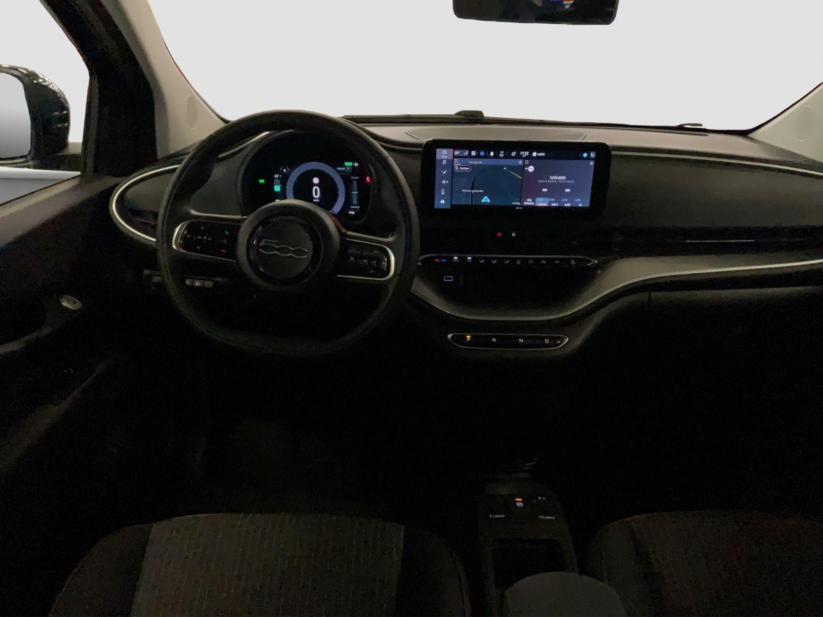Fahrzeugabbildung Fiat 500e Icon