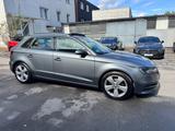 Audi A3 2.0 TDI S tronic Ambition Pano-LED-Navi.TOP - Audi A3 mit Diesel-Antrieb: Limousine, 2.0