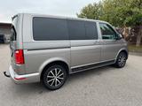 Volkswagen T6 Multivan 2.0 TDI DSG 150PS EURO 6 - Volkswagen T6 Multivan in Köln