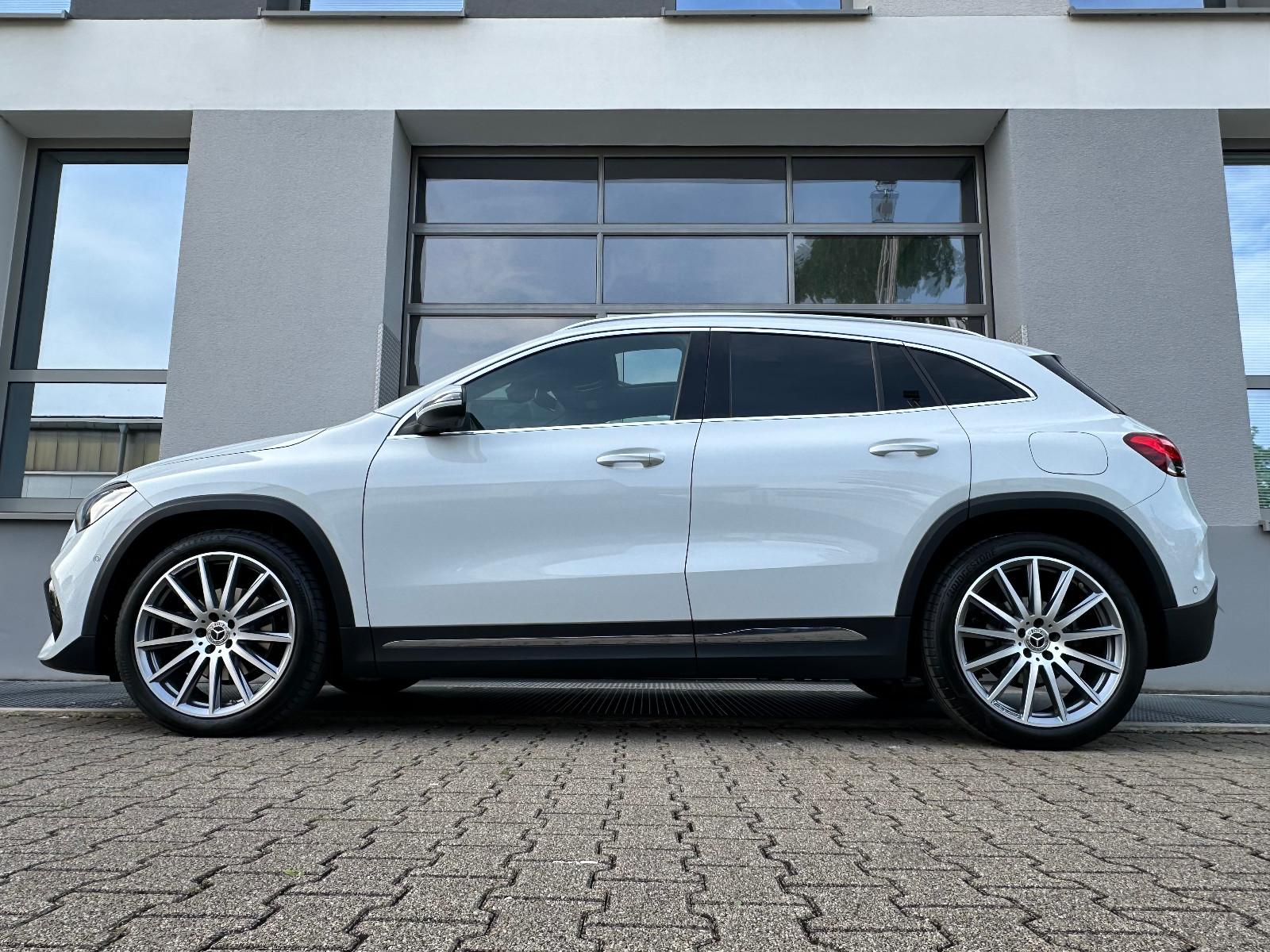 Mercedes-Benz GLA 4MATIC AMG*PANO*KAMERA*OFFROAD*20''*, миниатюра 6