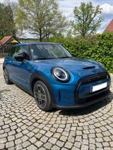 MINI Cooper SE Electric Trim HUD Driving Ass. Service - MINI Cooper SE: Electric Trim
