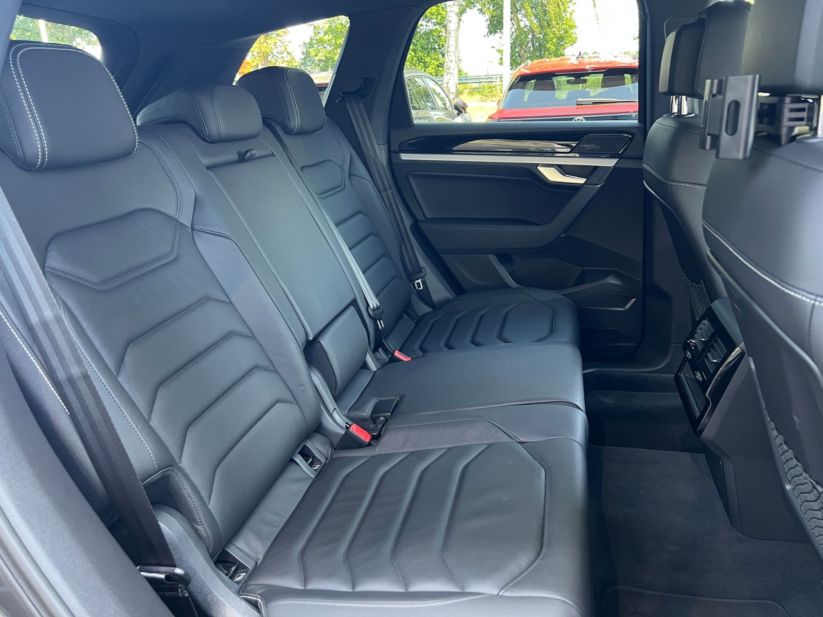 Fahrzeugabbildung Volkswagen Touareg 3.0 V6 TDI 4MOTION *Luftfederung, AHK, L