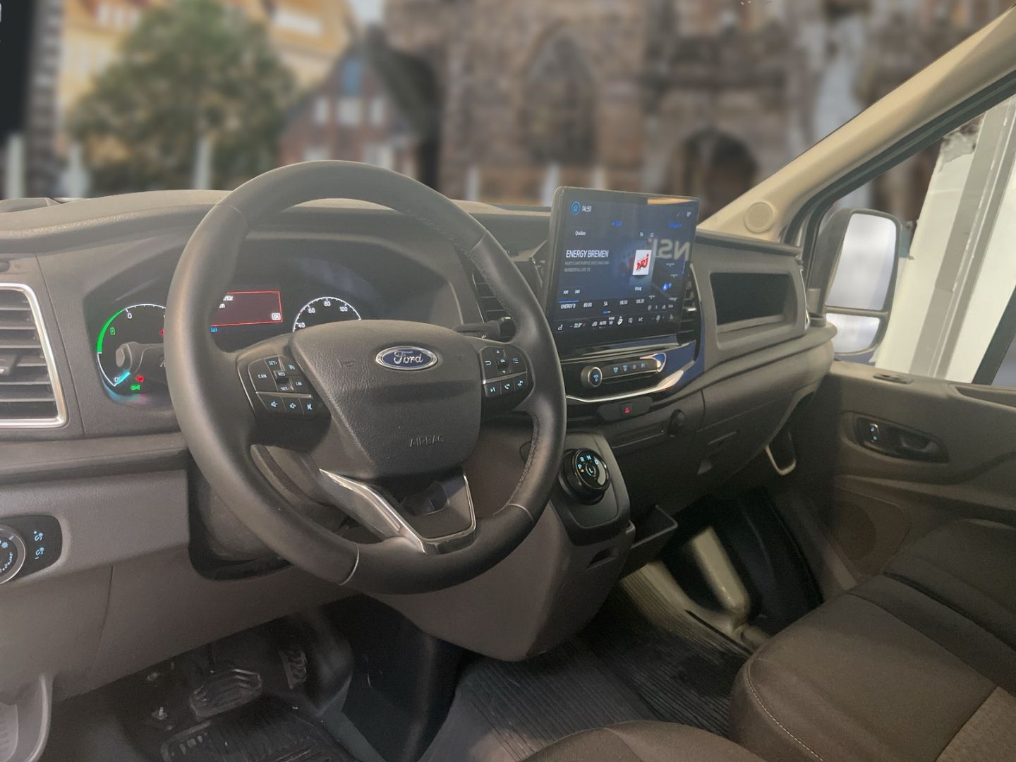 Fahrzeugabbildung Ford Transit Kasten E 350 L3 Trend Elektrom. Navi Kli