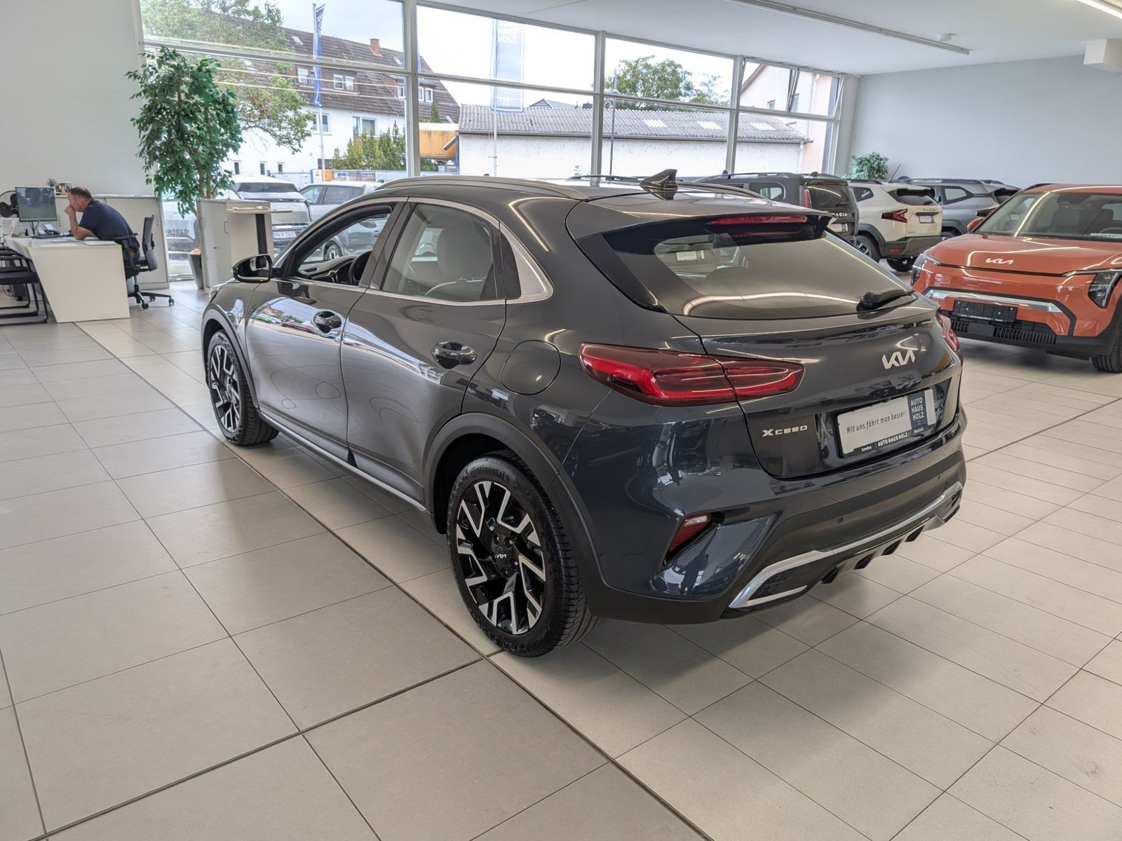KIA XCeed 1.6D 48V Spirit Xclusive Glasdach – Bild 2