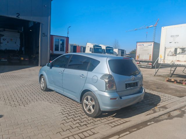 Toyota Corolla Verso Klima 7 Sitze