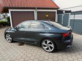 Audi A3 35 TDI S tronic edition one Limousine edi...