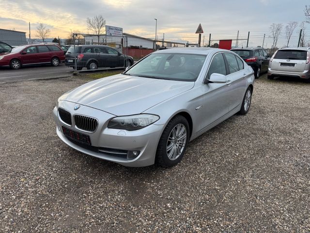 BMW 520d Lim. Aut. Klima Navi Schibedach PDC Euro5