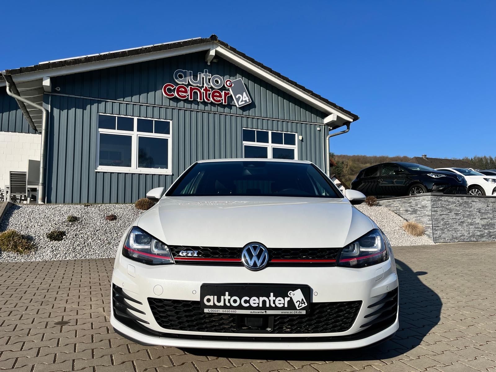 Fahrzeugabbildung Volkswagen Golf GTI Lim.°Navi°ACC°18 Zoll°Standheizung°