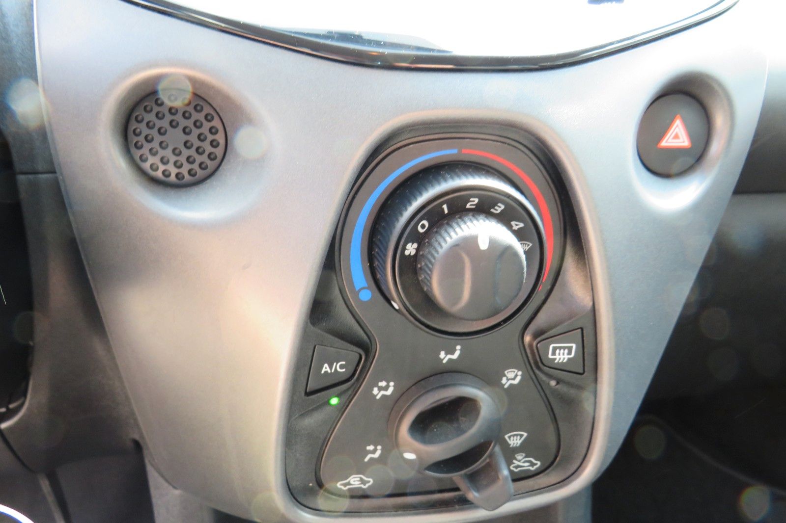 Fahrzeugabbildung Toyota Aygo AYGO X-PLAY SITZH. APP-CONNECT KLIMA 1H.