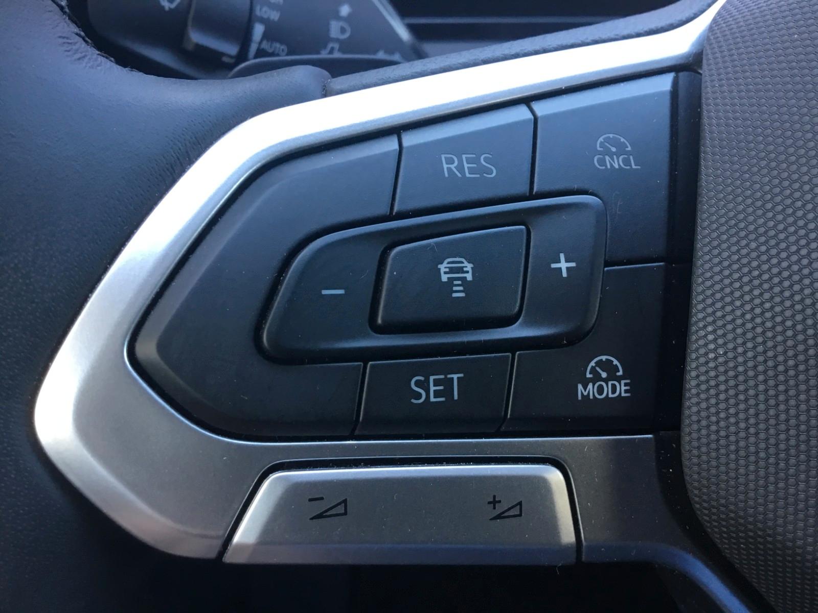 Volkswagen Tiguan 1.5 eTSI DSG Life+AHK+LED+17"+Navi+Kamera, миниатюра 24