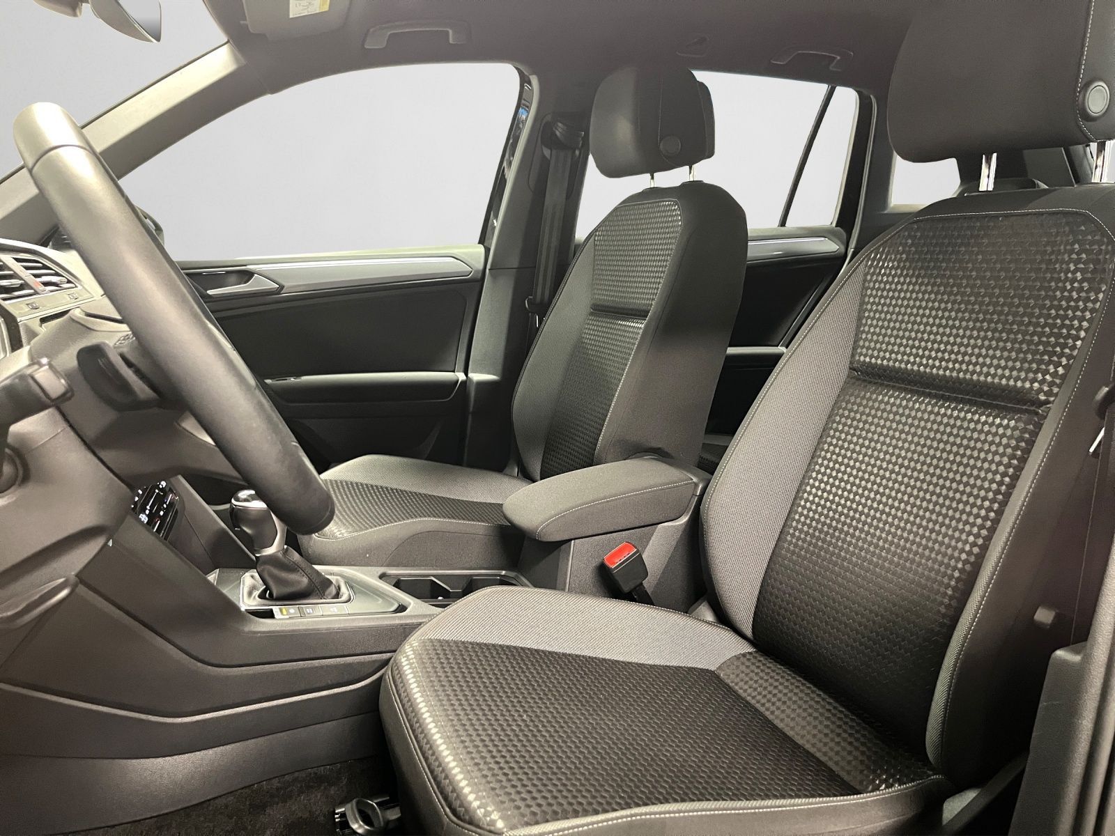 Volkswagen Tiguan - Bild 13