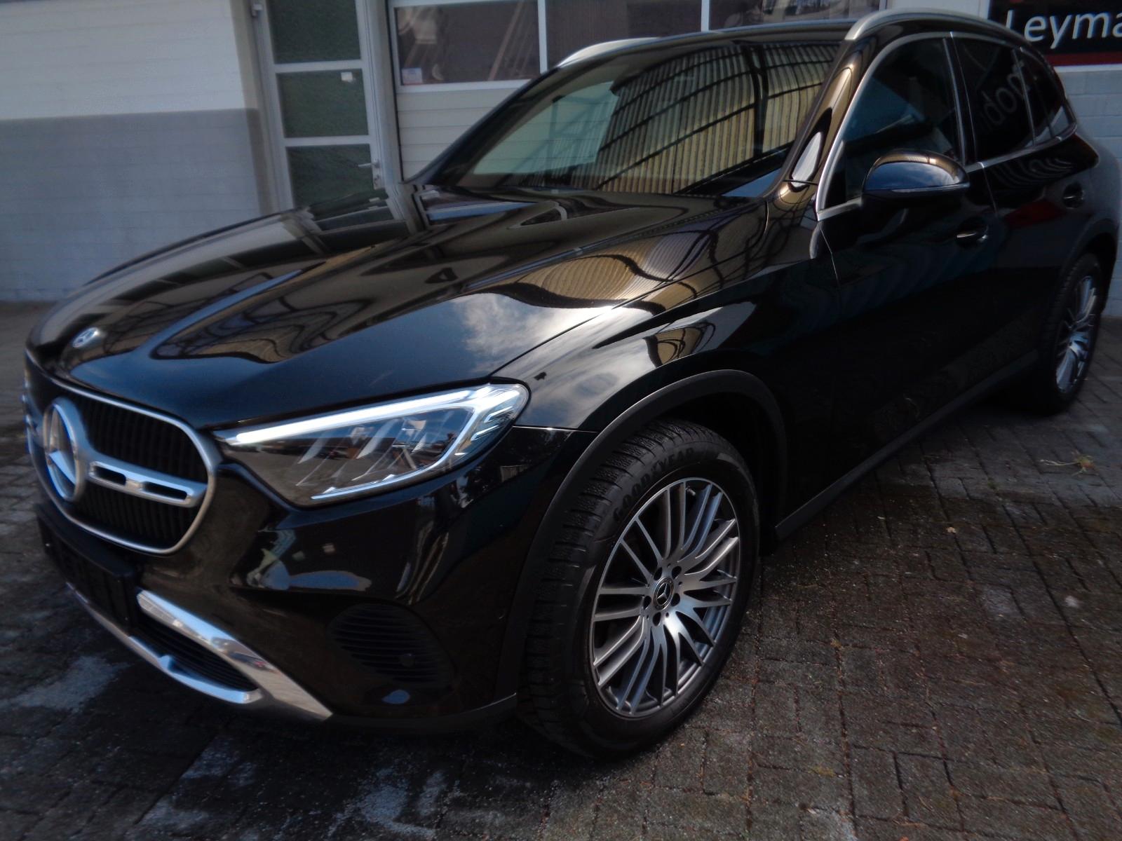 Mercedes-Benz GLC 220 d 4M  Avantgarde LED Advance plus 19"