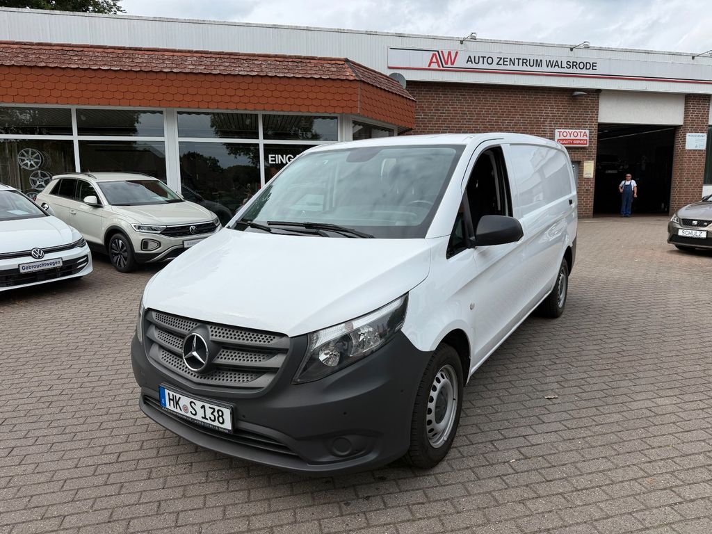 Image of Mercedes-Benz Vito