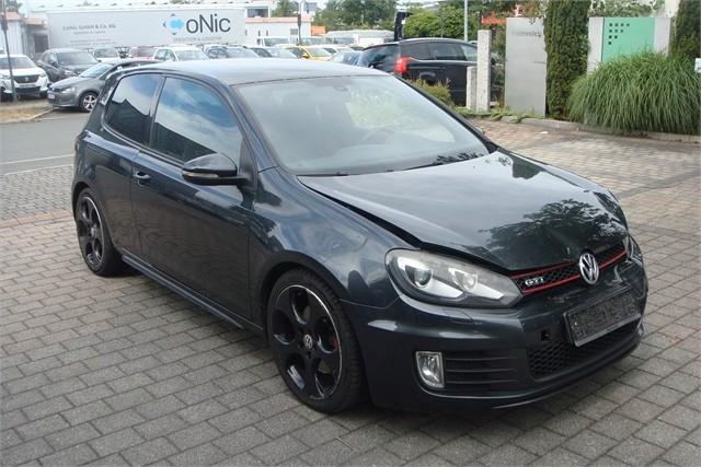 Volkswagen Golf 2.0 GTI * Xenon - Euro 5 - Motor überholt *