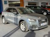 Audi Q2 *S-TRONIC*LED*HEAD-UP*PDC*NAVI*SITZH.* - graue Audi Q2