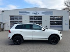 Fahrzeugabbildung Volkswagen Touareg V6 TDI BMT Leder Navi Pano AHK Sitzh