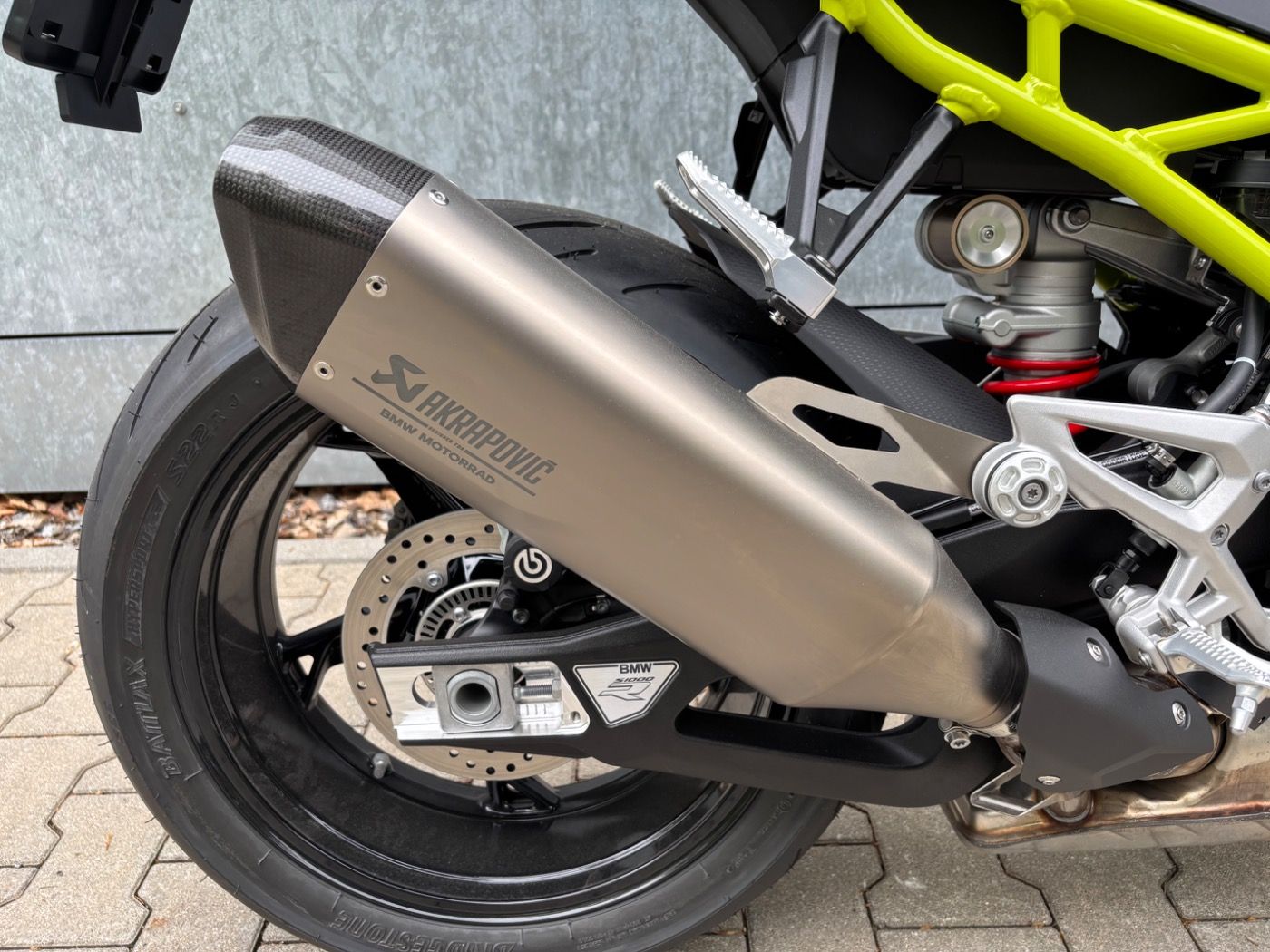 Fahrzeugabbildung BMW S 1000 R Style Sport 2 Pakete Akrapovic