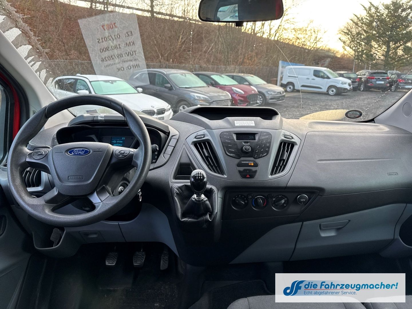 Fahrzeugabbildung Ford Transit Custom Tourneo 300 L1 *2087 *EXPORT