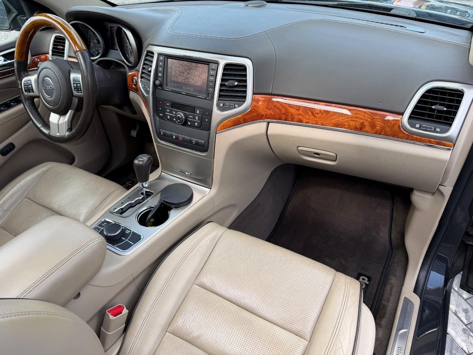 Jeep Grand Cherokee 3.6 V6 Overland | 286 ch | BVA | Cuir beige | GPS | Hayon électrique | Volant chauffant