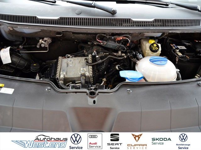 Fahrzeugabbildung Volkswagen T6.1 Transporter Kombi 2.0 TDI 110kW 6-Gang 4M N