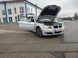 BMW 318i Touring Top Zustand - BMW 318 aus 2010: Kombi