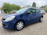 Renault Clio III Authentique KLIMA/TÜV NU - Renault Clio Authentique mit Benzin-Antrieb