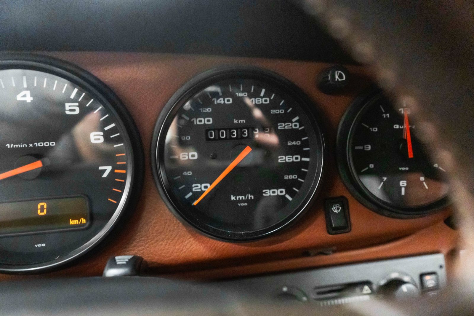 Fahrzeugabbildung Porsche 964 TURBO COUPE TOPZUSTAND REVIDIERT GUT. 1-