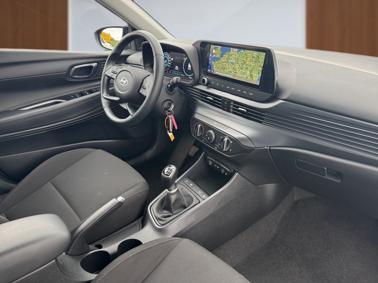 Fahrzeugabbildung Hyundai i20 TREND KAMERA*SHZ*LHZ*NAVI*USB*ZV*CARPL*