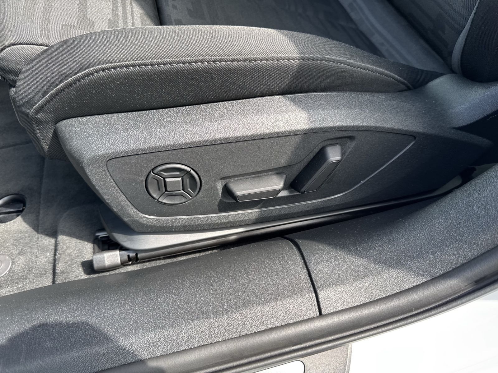 Audi A6 - Bild 23