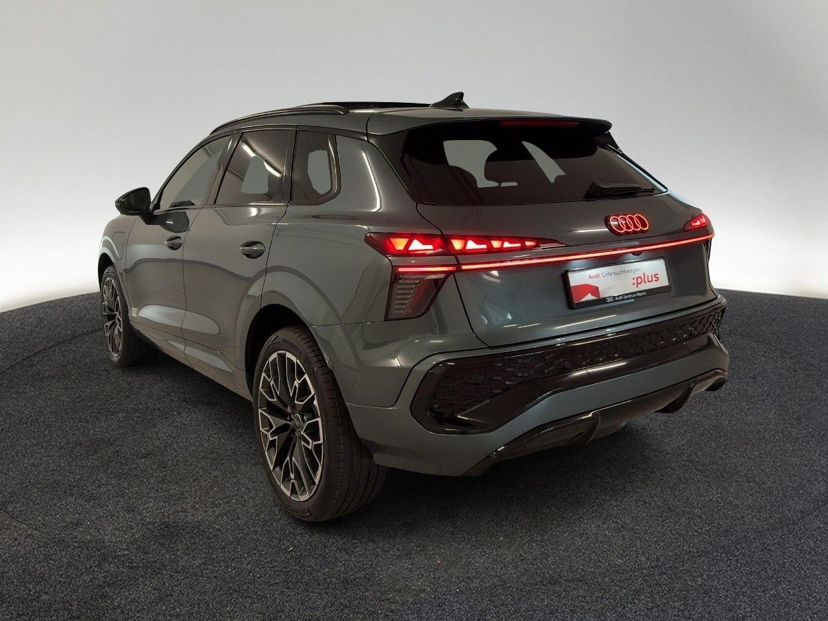 Audi Q3 SUV e-hybrid S tronic foto 4