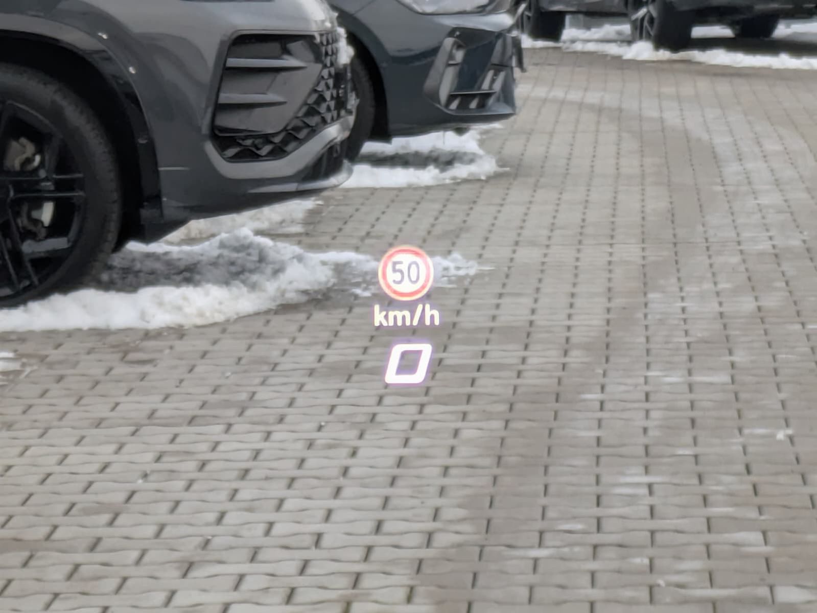 Fahrzeugabbildung CUPRA Terramar 1.5 eTSI 360°HUD*MATRIX*PANO*DCC*20"