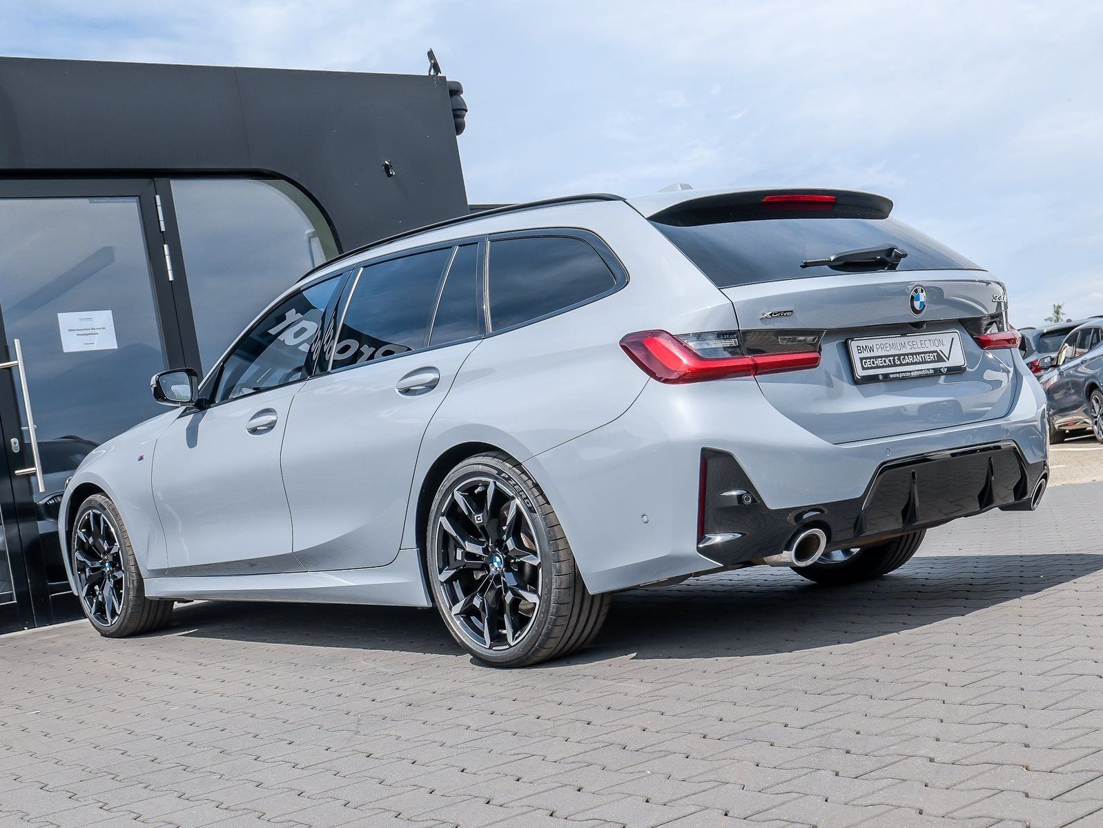 BMW 330 - Bild 7