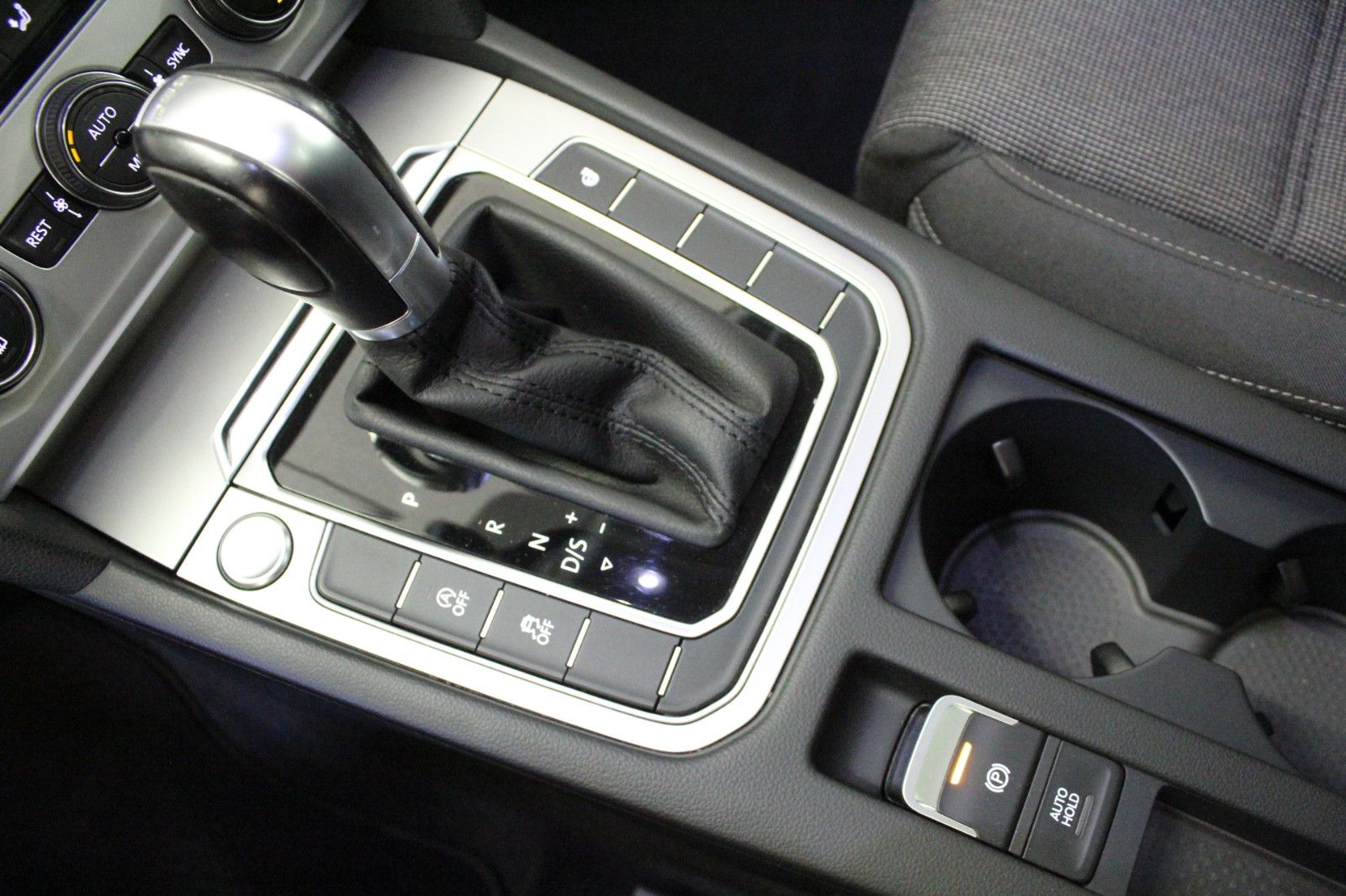 Fahrzeugabbildung Volkswagen Passat Variant 1.8 TSI DSG Comfortline Variant