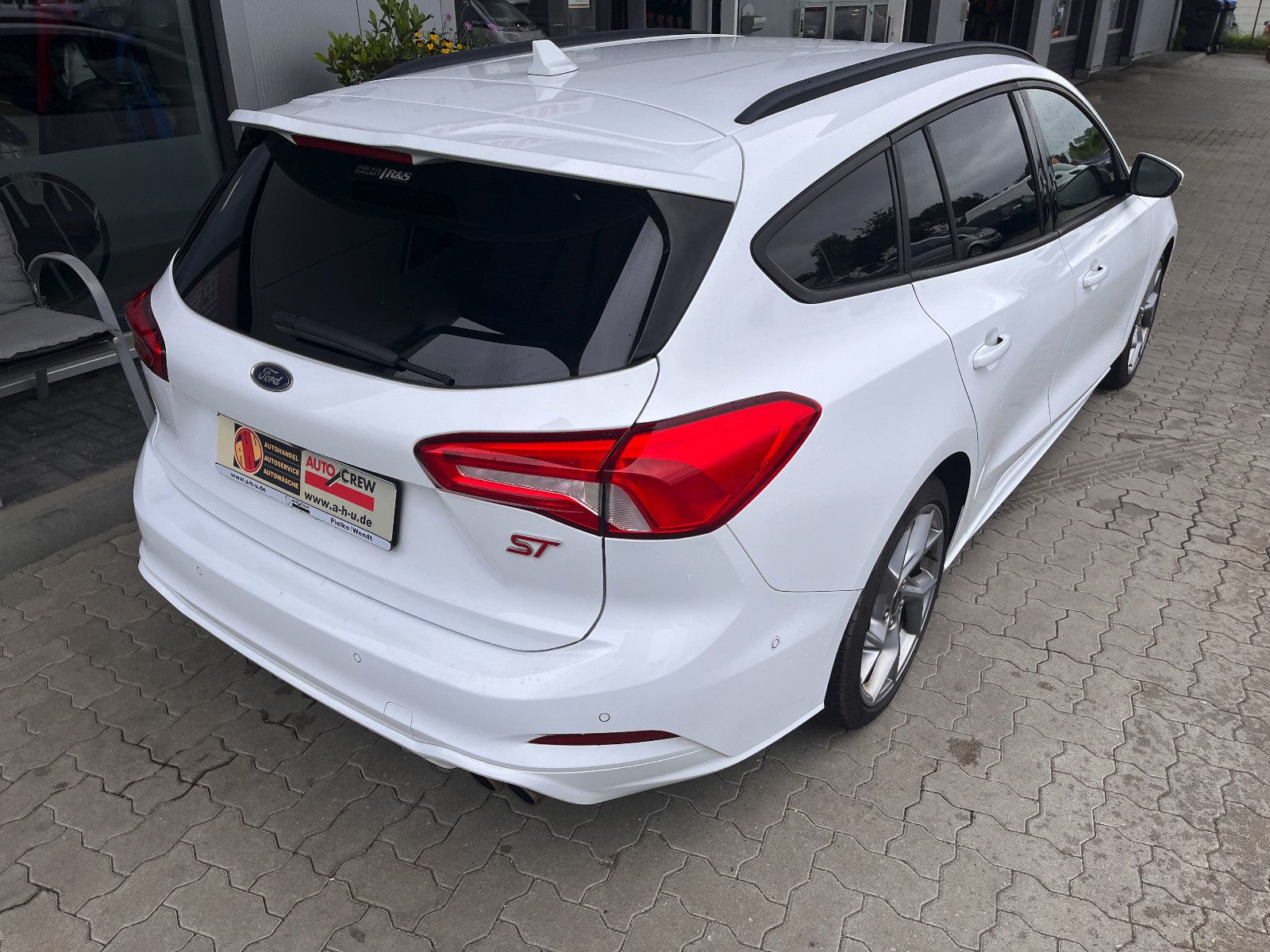 Fahrzeugabbildung Ford Focus Turnier ST