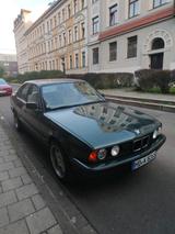 BMW 520i e34 wenig KM nur 33000 kein Rost ... - BMW 330 in Leipzig