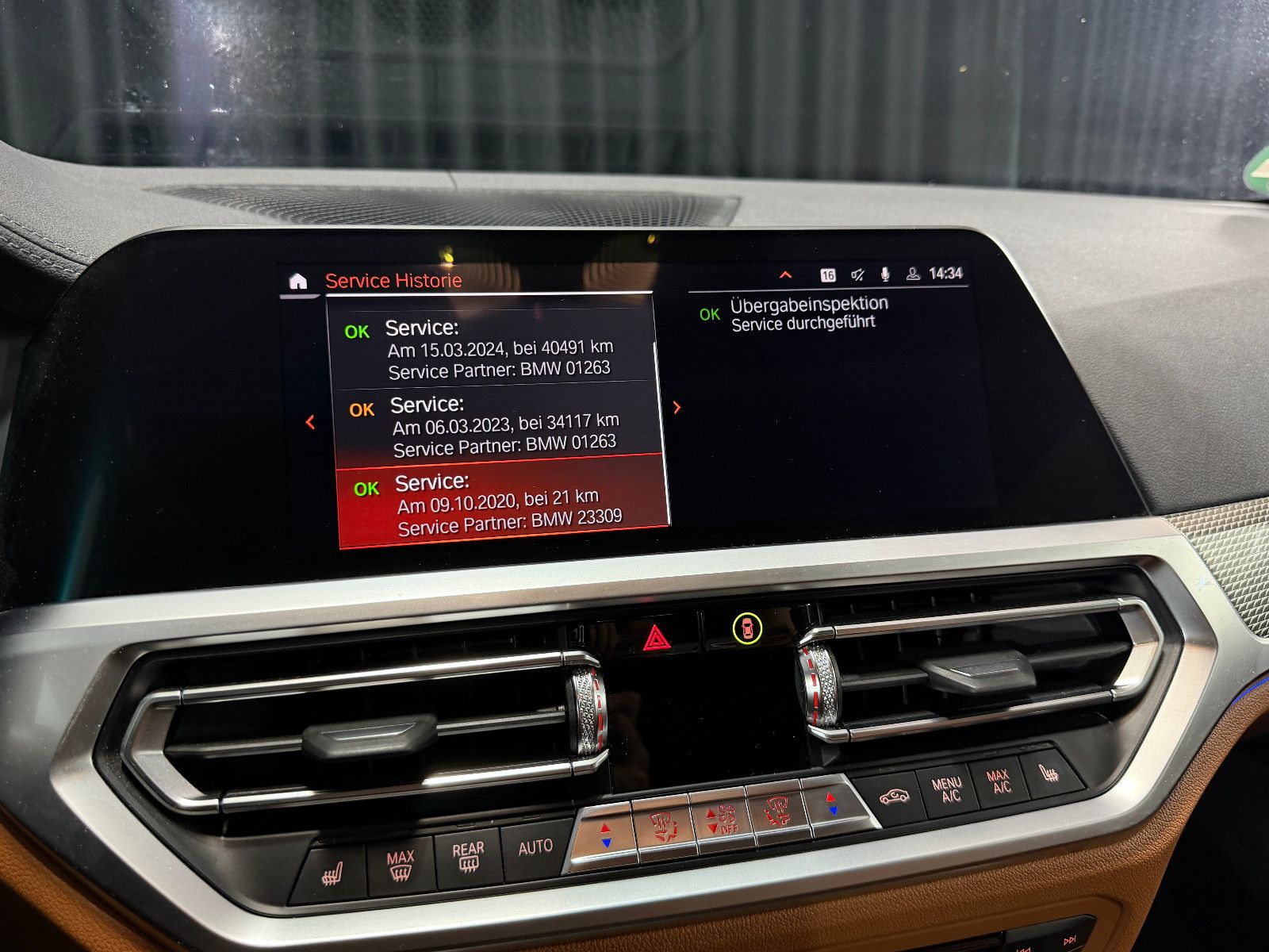 Fahrzeugabbildung BMW M440i xDrive Coupe|LASER|H&K|360°|M-Sitze|Gestik