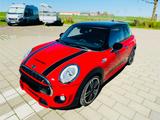 MINI JohnCooperWorks Paket. LED.Navi.Klima.SHZ.8xBrft - rote MINI John Cooper Works