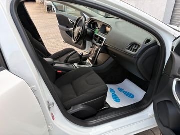 Volvo V40 - 9