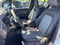 Renault Kangoo E-TECH - Vorschau Bild 9