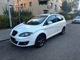 Seat Altea XL 1.4 TSI 87000 km erster Hand schekheft - weiße Seat Altea