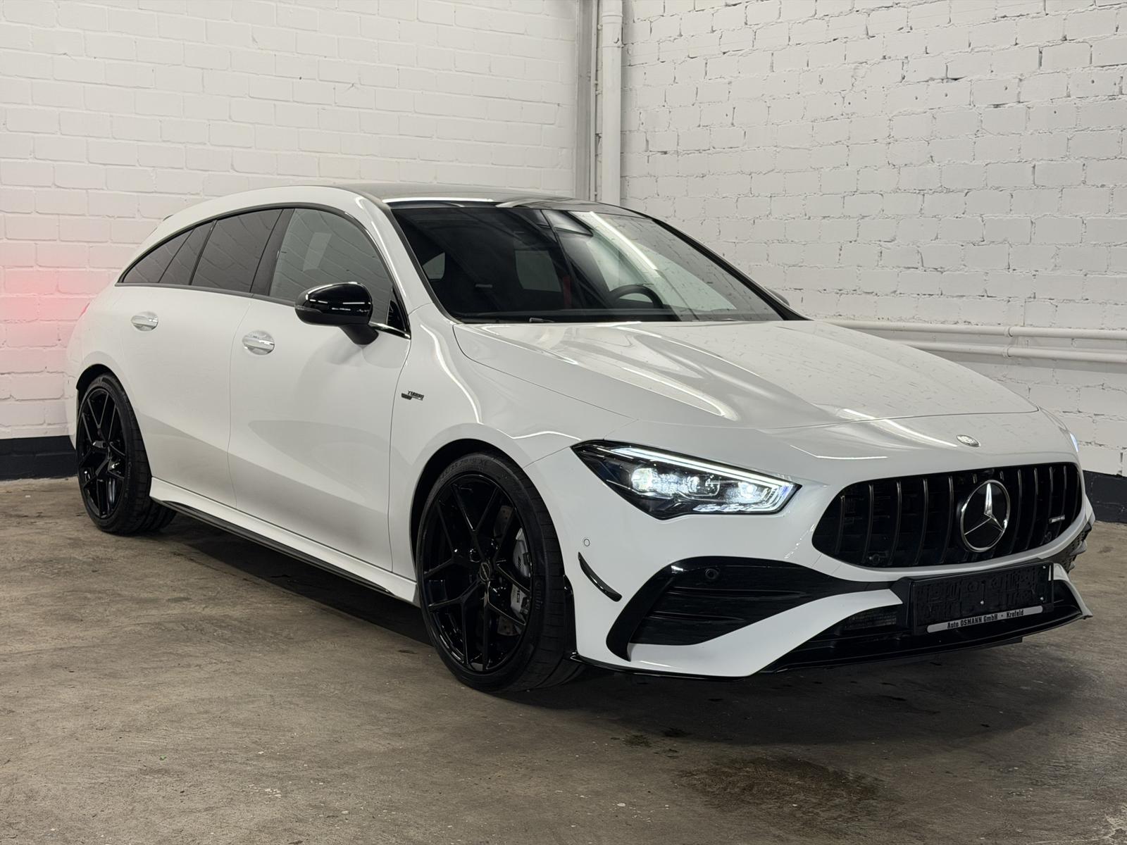 Mercedes-Benz CLA 35 AMG Shooting Brake 4M Speedshift 8G-DCT