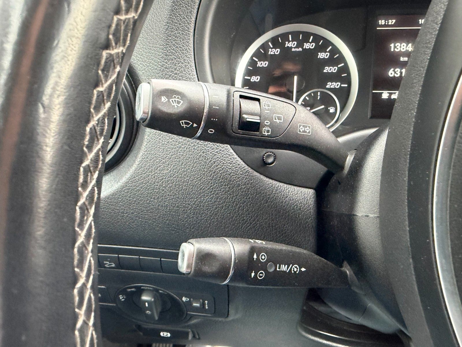 Fahrzeugabbildung Mercedes-Benz Vito 116 CDI Tourer 4x4 AHK2,5to 2xKlima