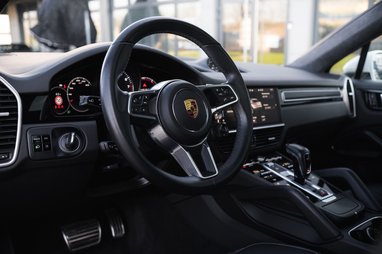 Fahrzeugabbildung Porsche Cayenne Coupe GTS--PASM-360*-2+1-LED-BOSE