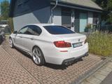 BMW F10 535i M-Paket/Head-up/keyless/HK/TÜV neu - BMW 535 aus 2014