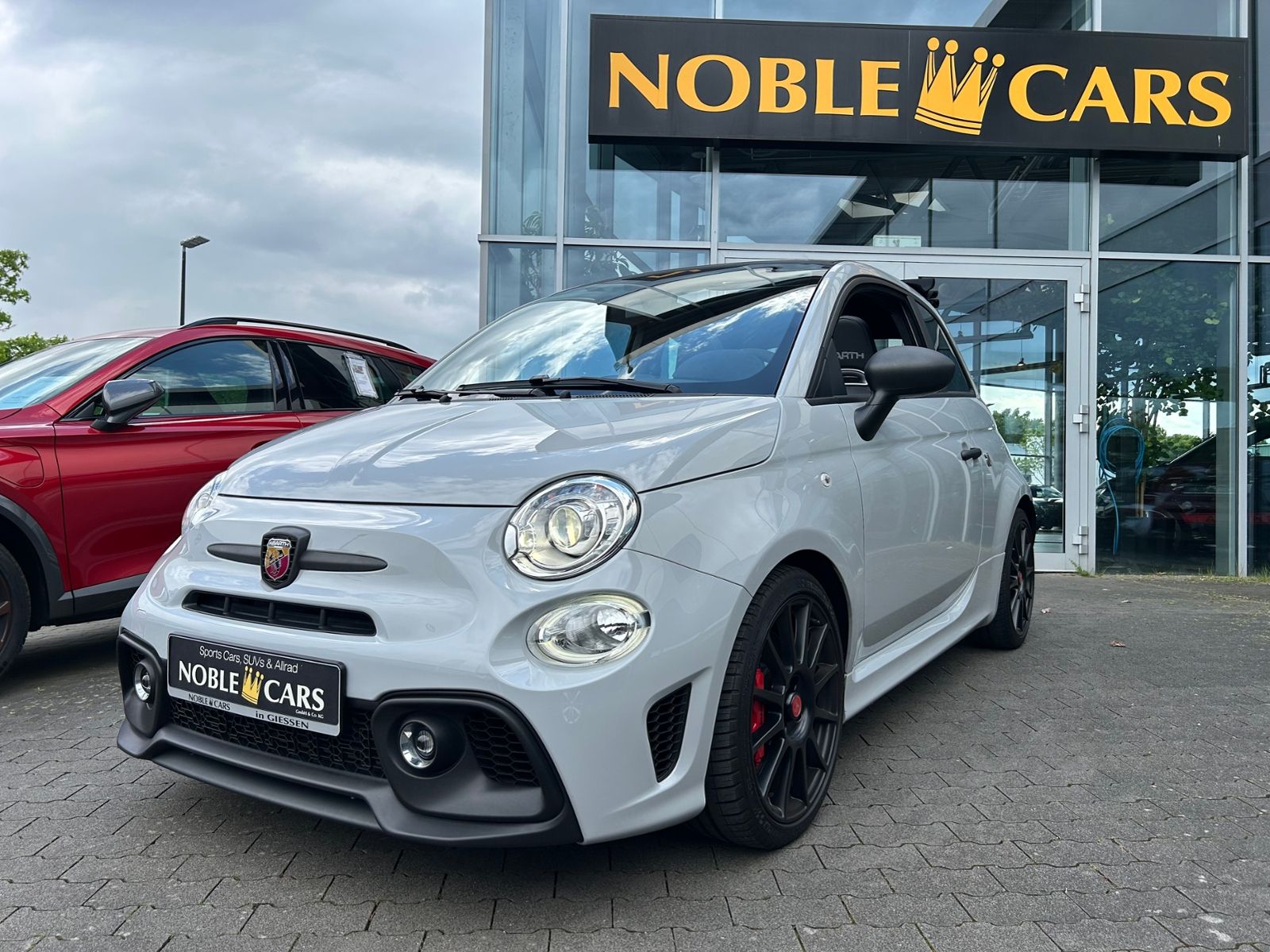 Fahrzeugabbildung Abarth 595C Cabrio Competizione BEATS XEN CARPLAY PDC
