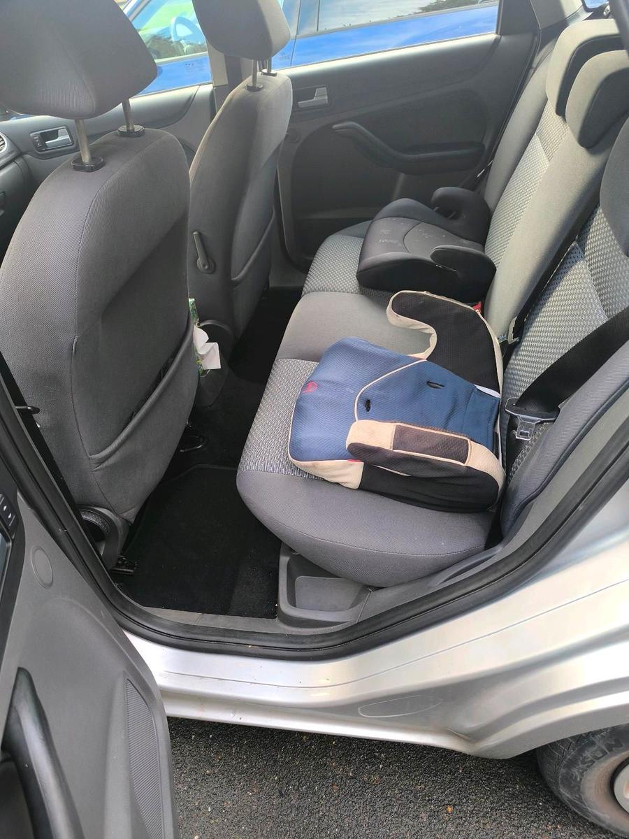 Ford Focus 2005 — photo 7
