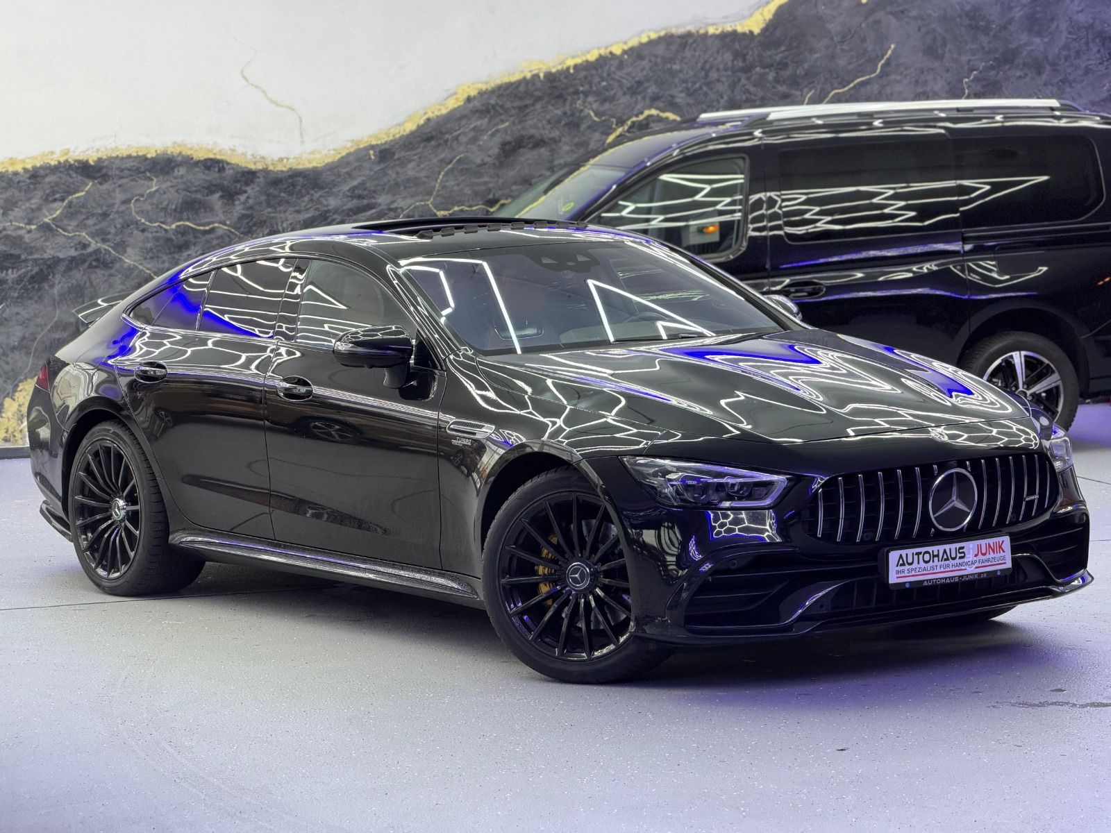 MERCEDES-BENZ GT 43 AMG 4Matic