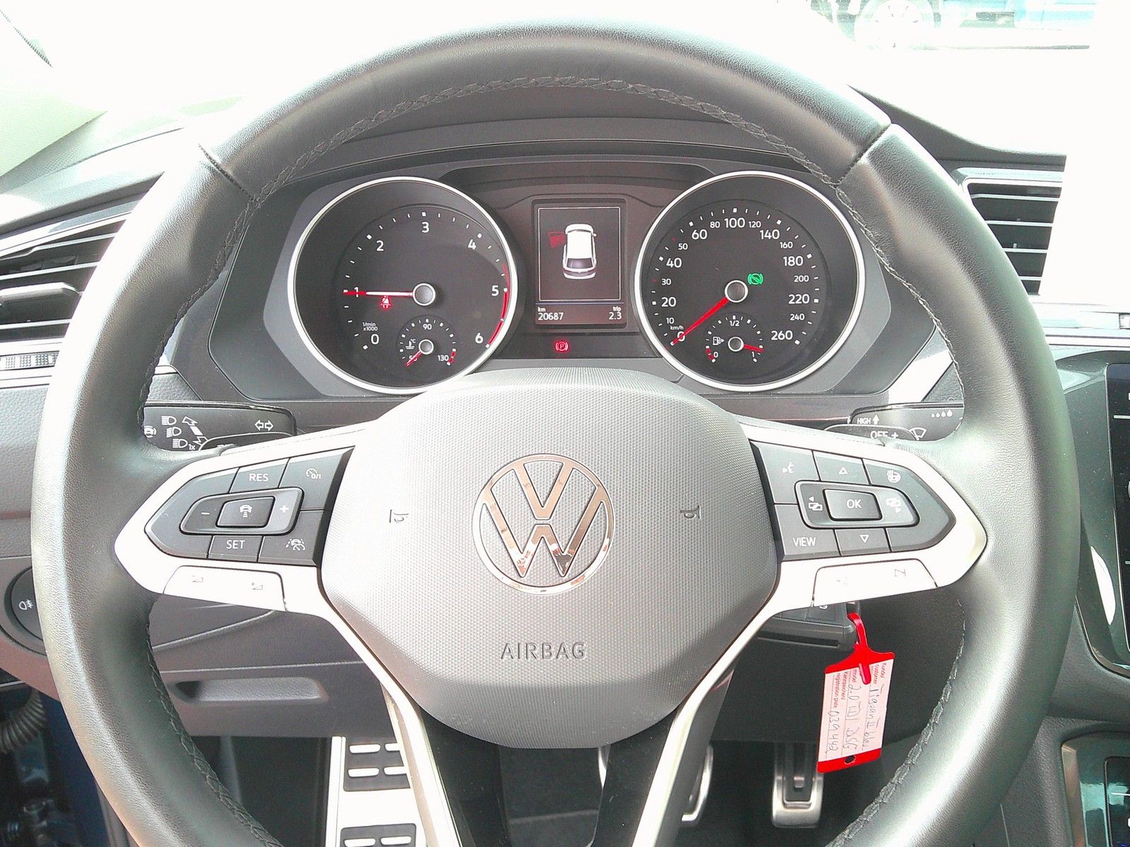Volkswagen Tiguan - Bild 11