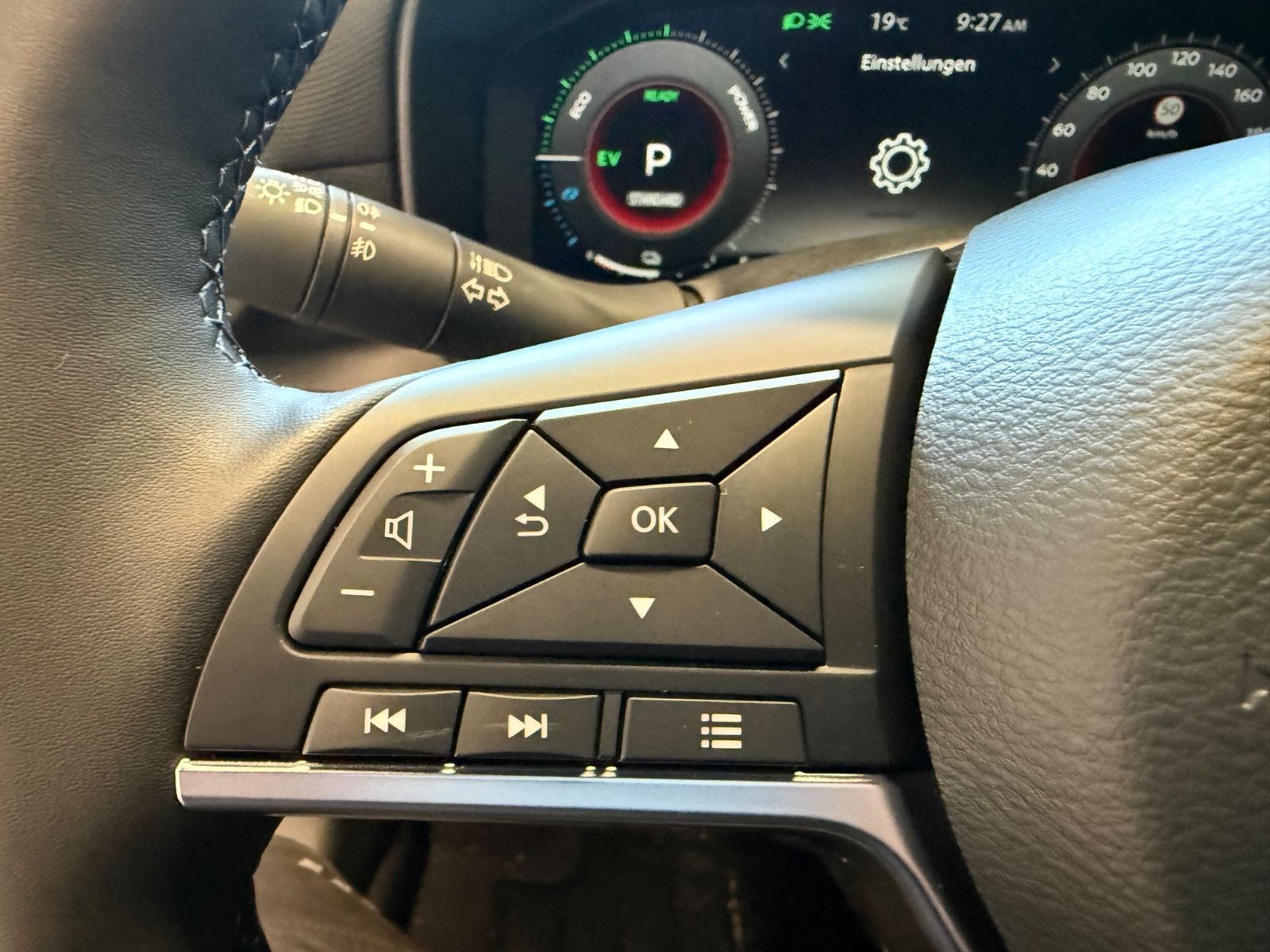 Fahrzeugabbildung Nissan Juke Hybrid N-Connecta Automatik, Winter-P.,Navi